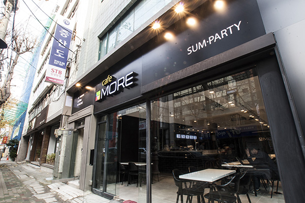 외부 야간 조명 뷰